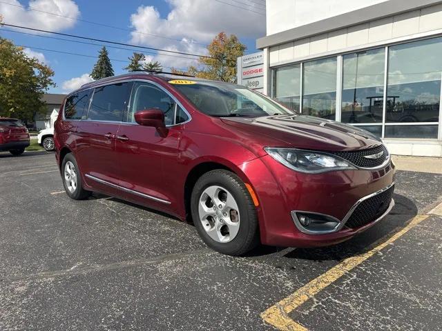 2017 Chrysler Pacifica Touring-L Plus 2017 Chrysler Pacifica Touring-L Plus