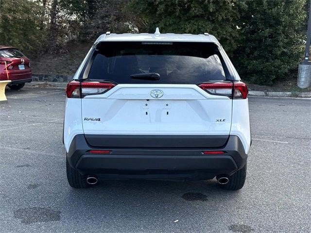 2024 Toyota RAV4 XLE 2024 Toyota RAV4 XLE