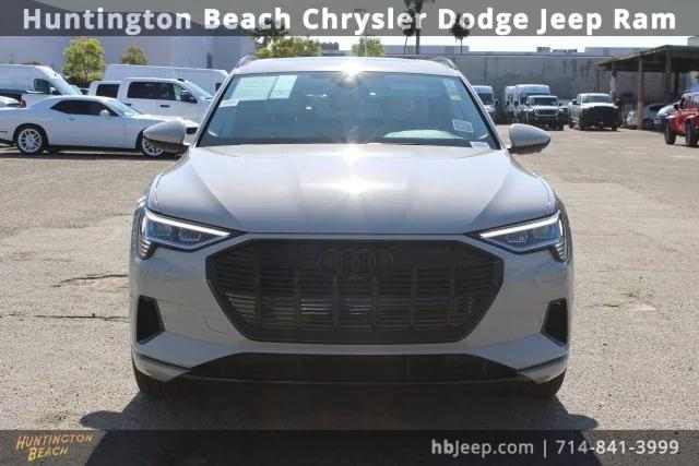 2022 Audi e-tron Premium Plus quattro 2022 Audi e-tron Premium Plus quattro