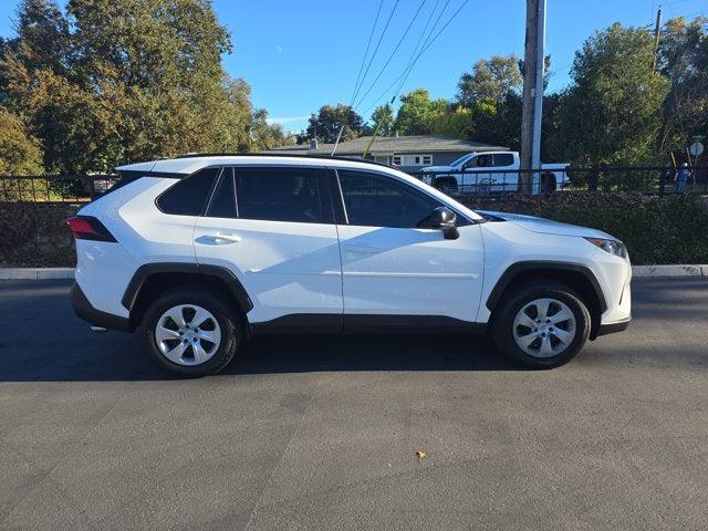 2021 Toyota RAV4 LE 2021 Toyota RAV4 LE