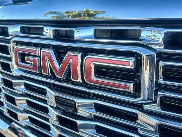2026 GMC Sierra 2500HD Crew Cab, Standard Bed, Denali, 4WD
