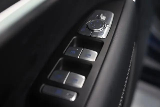2026 Genesis G70 2.5T AWD