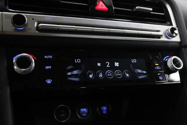 2026 Genesis G70 2.5T AWD