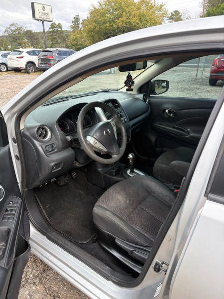 2018 Nissan Versa 1.6 SV