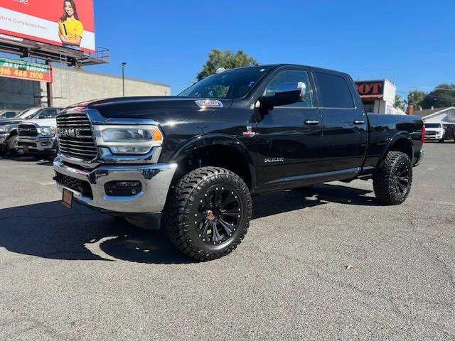 2019 Ram 3500 Laramie Crew Cab 4x4 6'4" Box