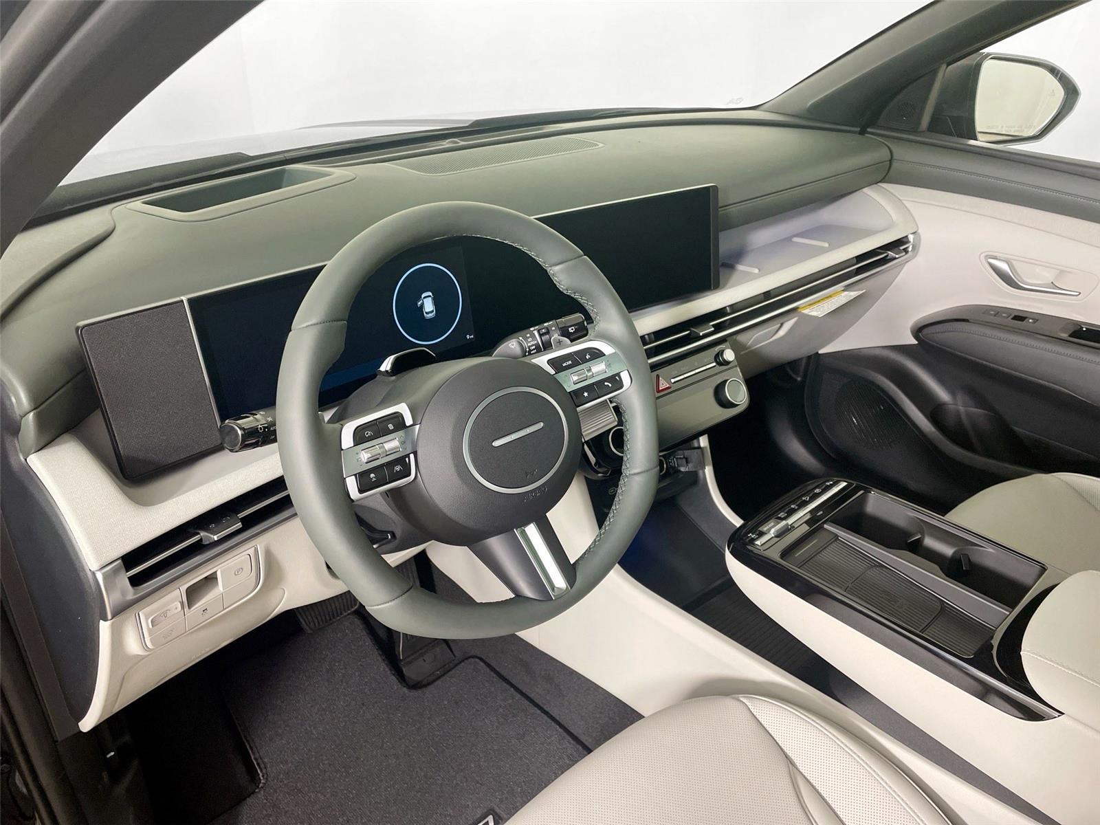 2026 Hyundai Tucson Limited - Photo 9
