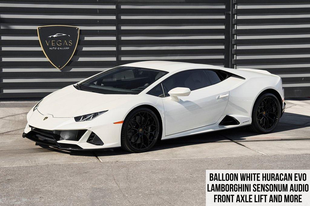 /2022 Lamborghini Huracan-EVO