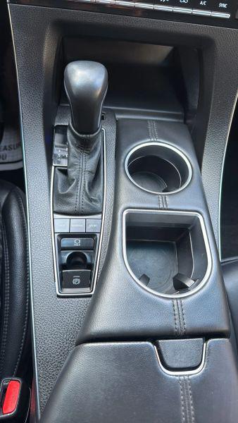 2022 Toyota Avalon XLE