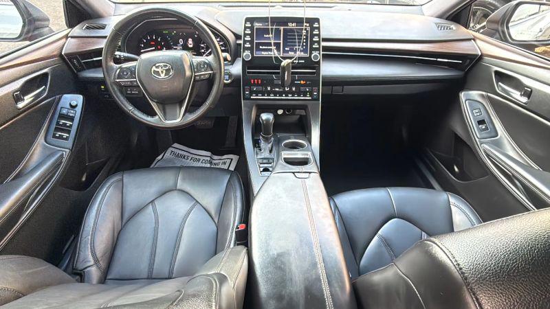 2022 Toyota Avalon XLE