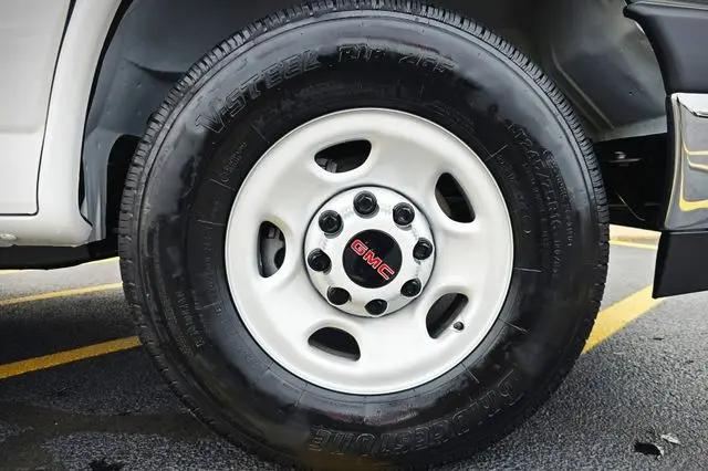 2025 GMC Savana Cargo RWD 2500 Regular Wheelbase Work Van
