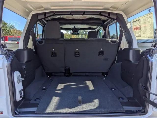 2026 Jeep Wrangler 4-Door Rubicon 4x4