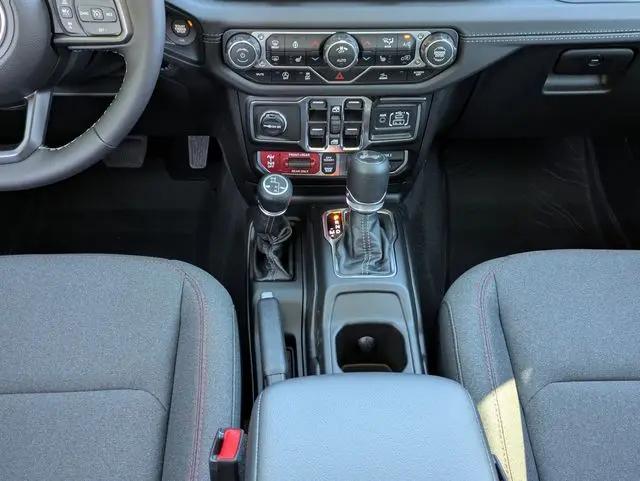 2026 Jeep Wrangler 4-Door Rubicon 4x4