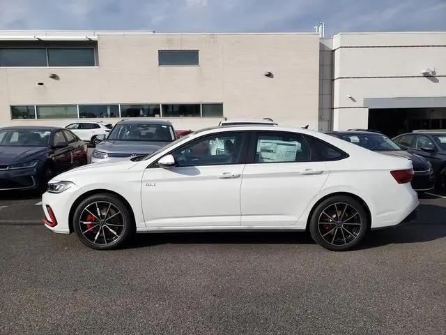 2026 Volkswagen Jetta GLI Autobahn