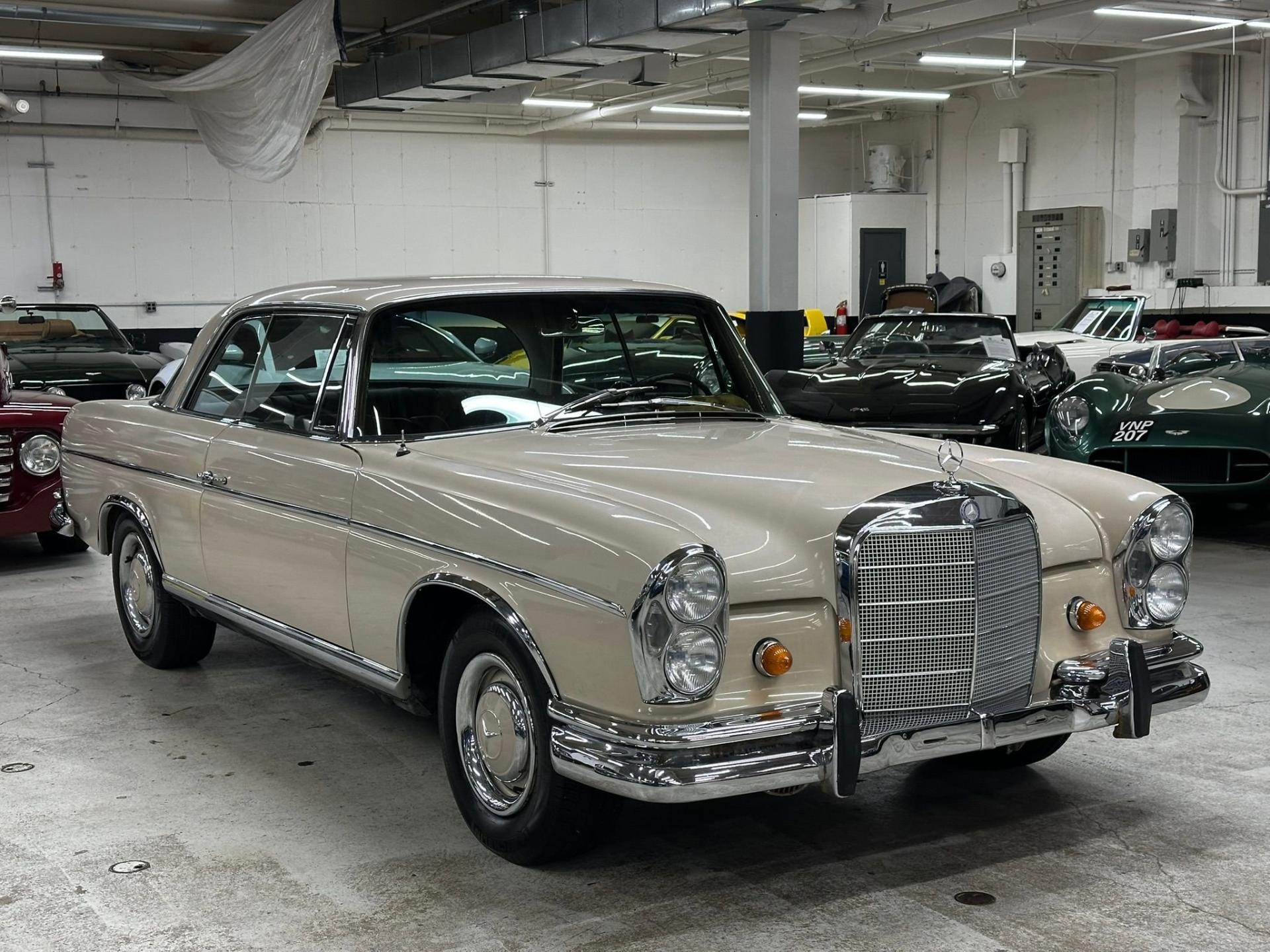 /1967 Mercedes-Benz 300-Se