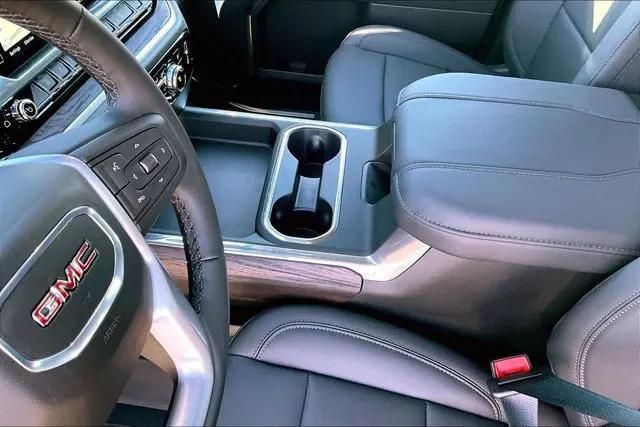 2026 GMC Sierra 2500HD Crew Cab, Standard Bed, SLT, 4WD