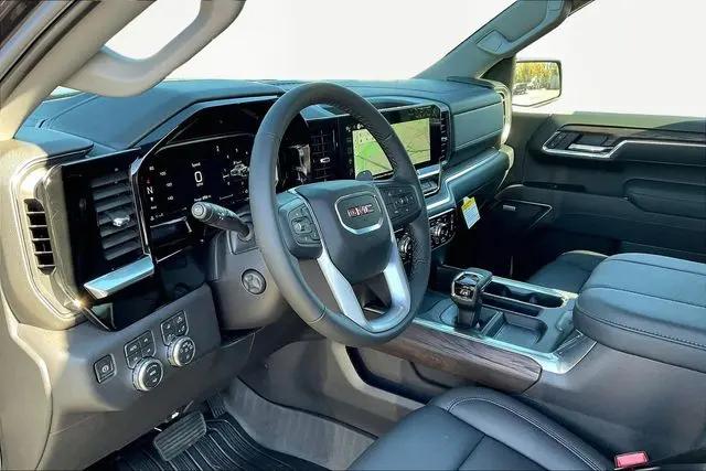 2026 GMC Sierra 1500 Crew Cab, Short Bed, SLT, 4WD