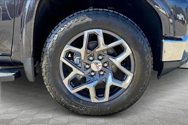 2026 GMC Sierra 1500 Crew Cab, Short Bed, SLT, 4WD