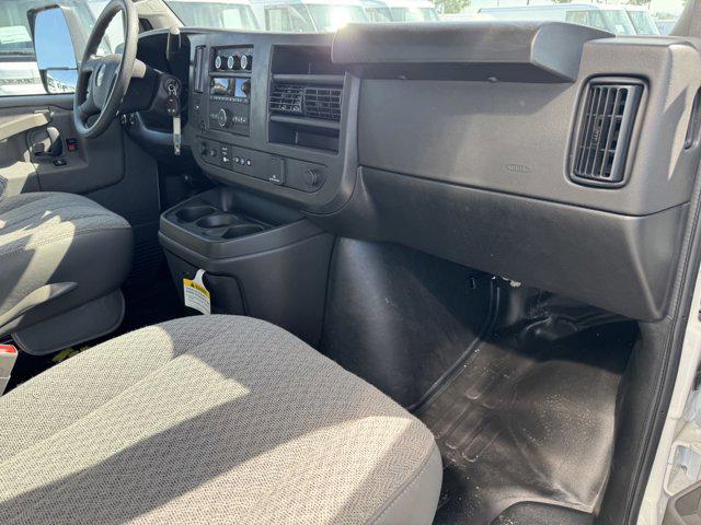 2025 Chevrolet Express Cutaway Work Van