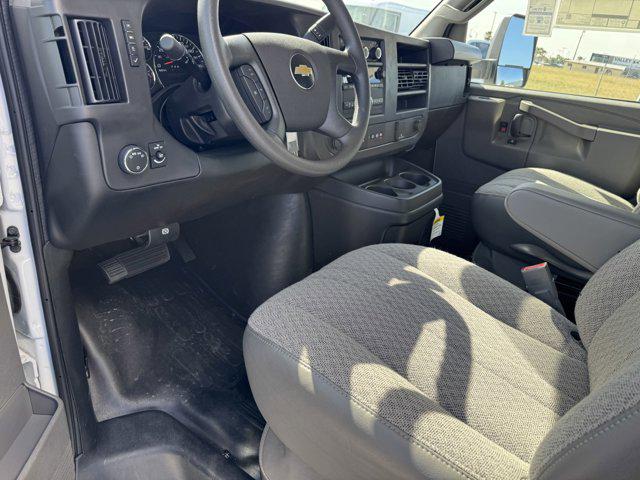 2025 Chevrolet Express Cutaway Work Van