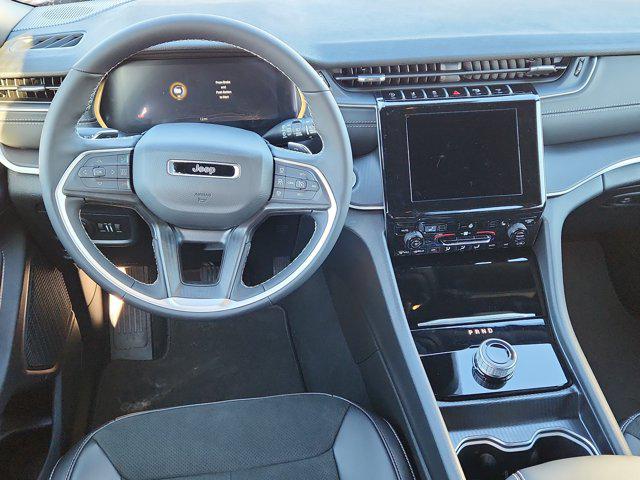 2025 Jeep Grand Cherokee Altitude X 4x4