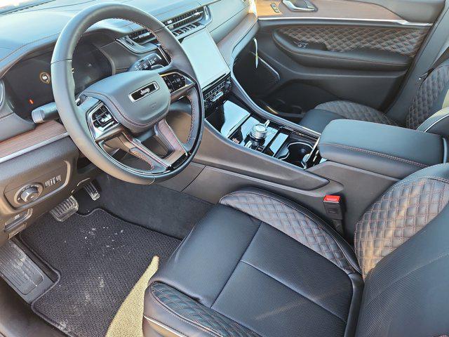 2025 Jeep Grand Cherokee L Summit 4x4