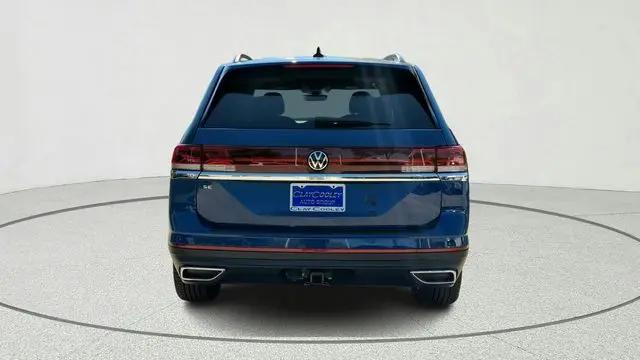 2026 Volkswagen Atlas SE with Technology