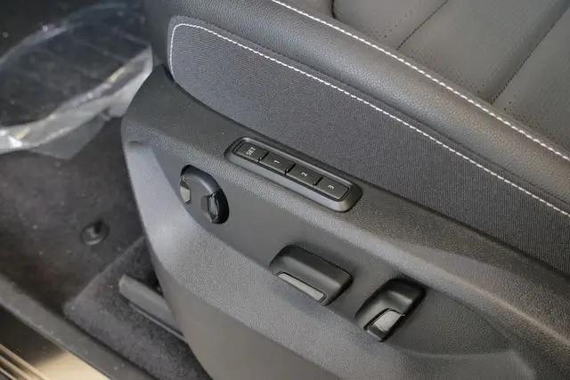 2026 Volkswagen Atlas Cross Sport SEL