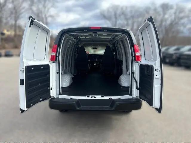 2025 Chevrolet Express Cargo Van RWD 2500 Regular Wheelbase WT
