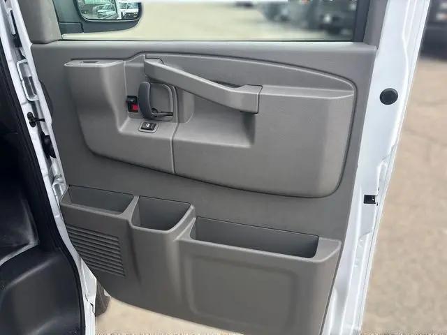 2025 Chevrolet Express Cargo Van RWD 2500 Regular Wheelbase WT