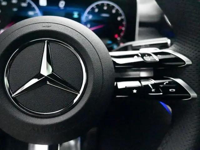 2026 Mercedes-Benz E-CLASS E 300 CLE 300
