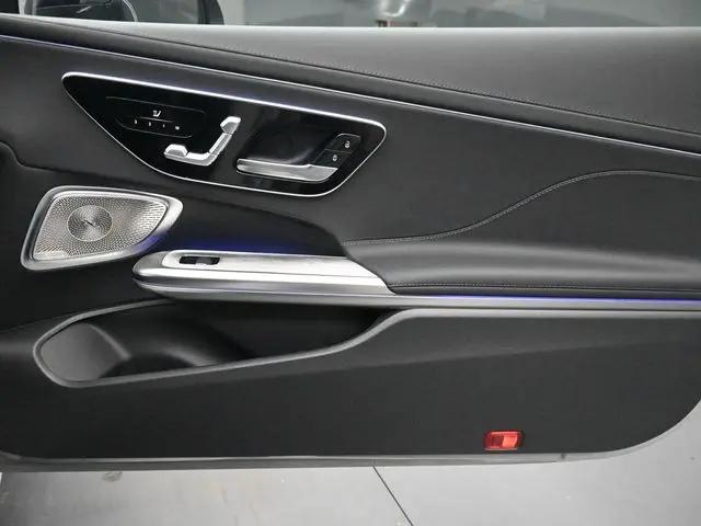 2026 Mercedes-Benz E-CLASS E 300 CLE 300