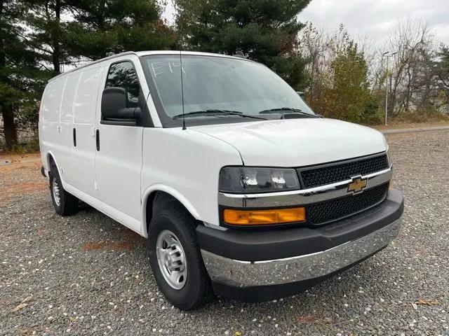 2025 Chevrolet Express Cargo Van RWD 2500 Regular Wheelbase WT for sale in Burlington, NJ