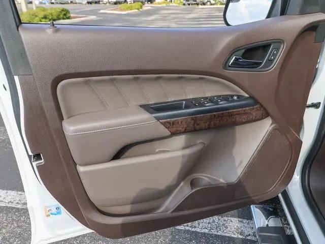 2021 GMC Canyon 4WD Crew Cab Short Box Denali