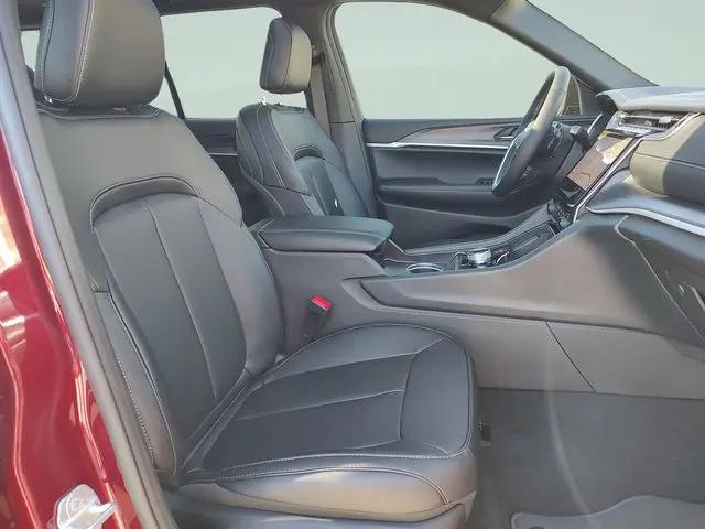 2025 Jeep Grand Cherokee Limited 4x4