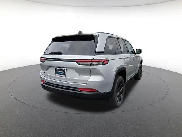 2025 Jeep Grand Cherokee Altitude X 4x4