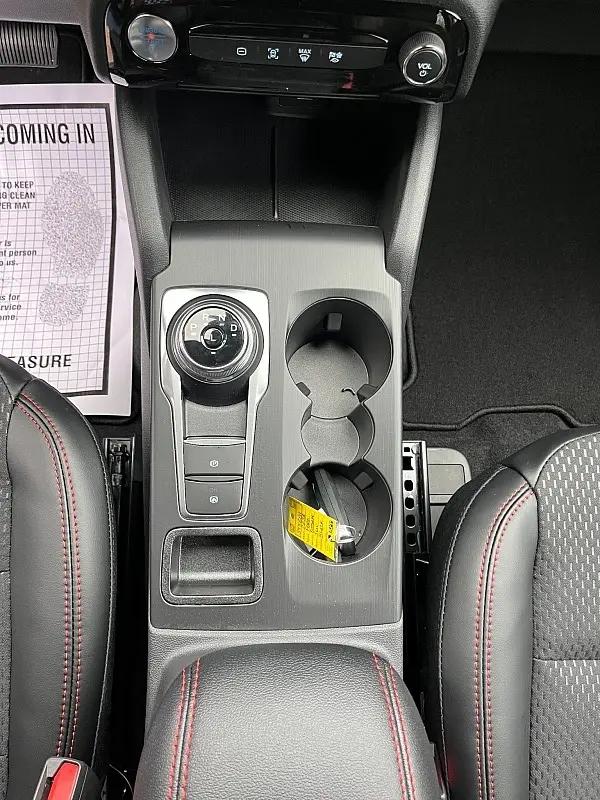 2026 Ford Escape ST-Line Select