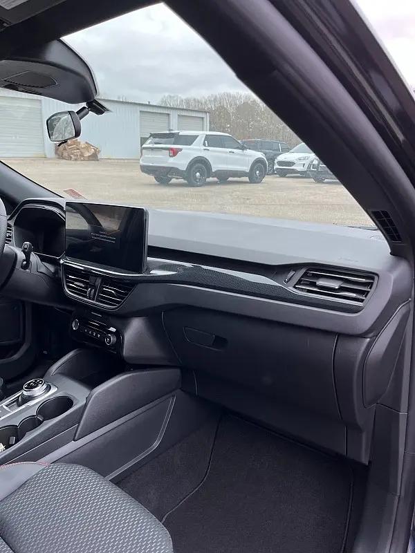 2026 Ford Escape ST-Line Select
