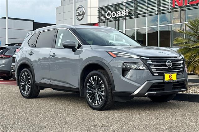 2025 Nissan Rogue SL FWD