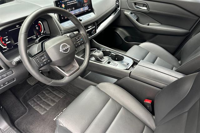 2025 Nissan Rogue SL FWD