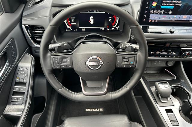 2025 Nissan Rogue SL FWD