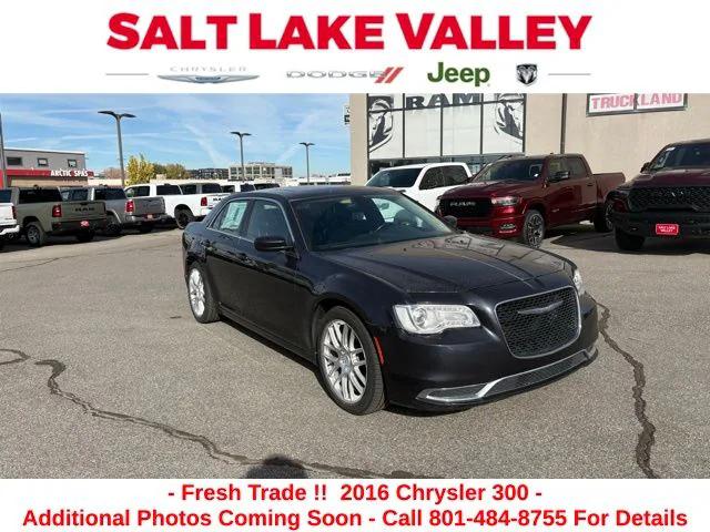 2016 Chrysler 300 Limited 2016 Chrysler 300 Limited