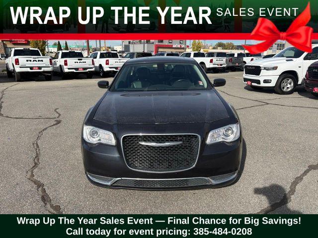 2016 Chrysler 300 Limited 2016 Chrysler 300 Limited