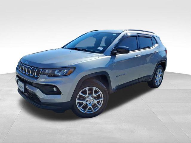 2022 Jeep Compass Latitude Lux 4x4 2022 Jeep Compass Latitude Lux 4x4