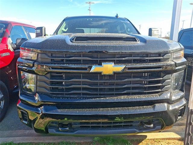 2025 Chevrolet Silverado 2500HD 4WD Crew Cab Standard Bed Custom