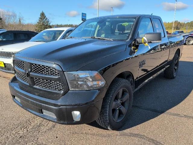 2022 RAM 1500 Classic SLT 2022 RAM 1500 Classic SLT
