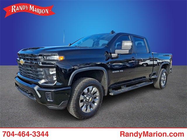 2025 Chevrolet Silverado 2500HD 4WD Crew Cab Standard Bed Custom