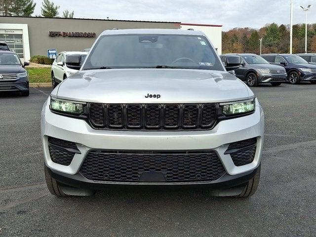 2022 Jeep Grand Cherokee Altitude 4x4