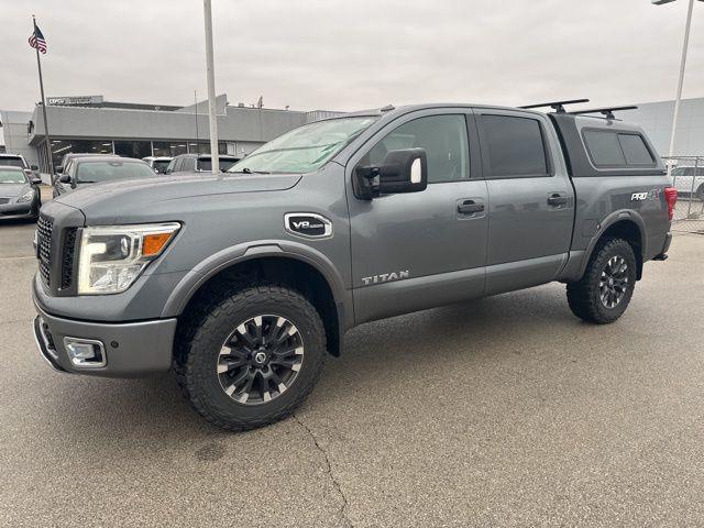 2017 Nissan TITAN PRO-4X 2017 Nissan TITAN PRO-4X