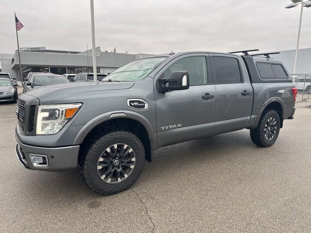2017 Nissan TITAN PRO-4X 2017 Nissan TITAN PRO-4X