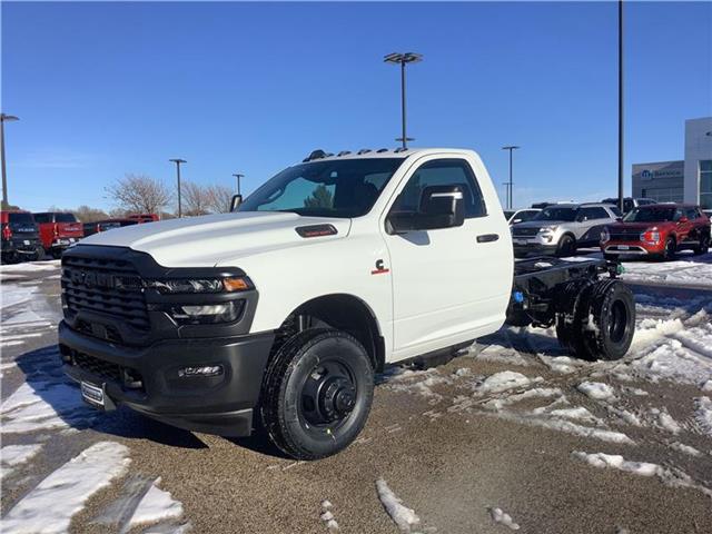 2026 RAM Ram 3500 Chassis Cab RAM 3500 TRADESMAN CHASSIS REGULAR CAB 4X2 60 CA